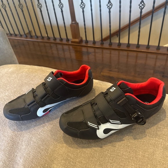 Peloton Shoes - Picture 4 of 6